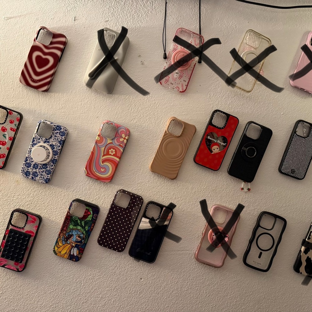 Heart Pattern Phone Case - Red and White